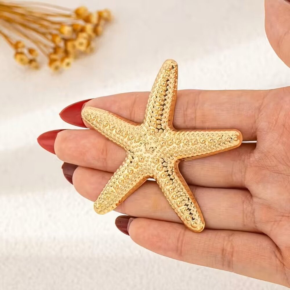 Starfish Brooch Pin Textured Trendy Hollywood Glam Sylish Tropical Ocean Gold